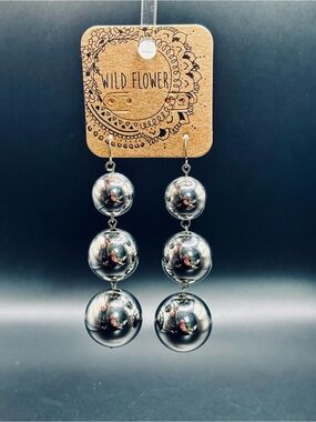 Wildflowers Polished Silver Triple-Ball Drop Earrings